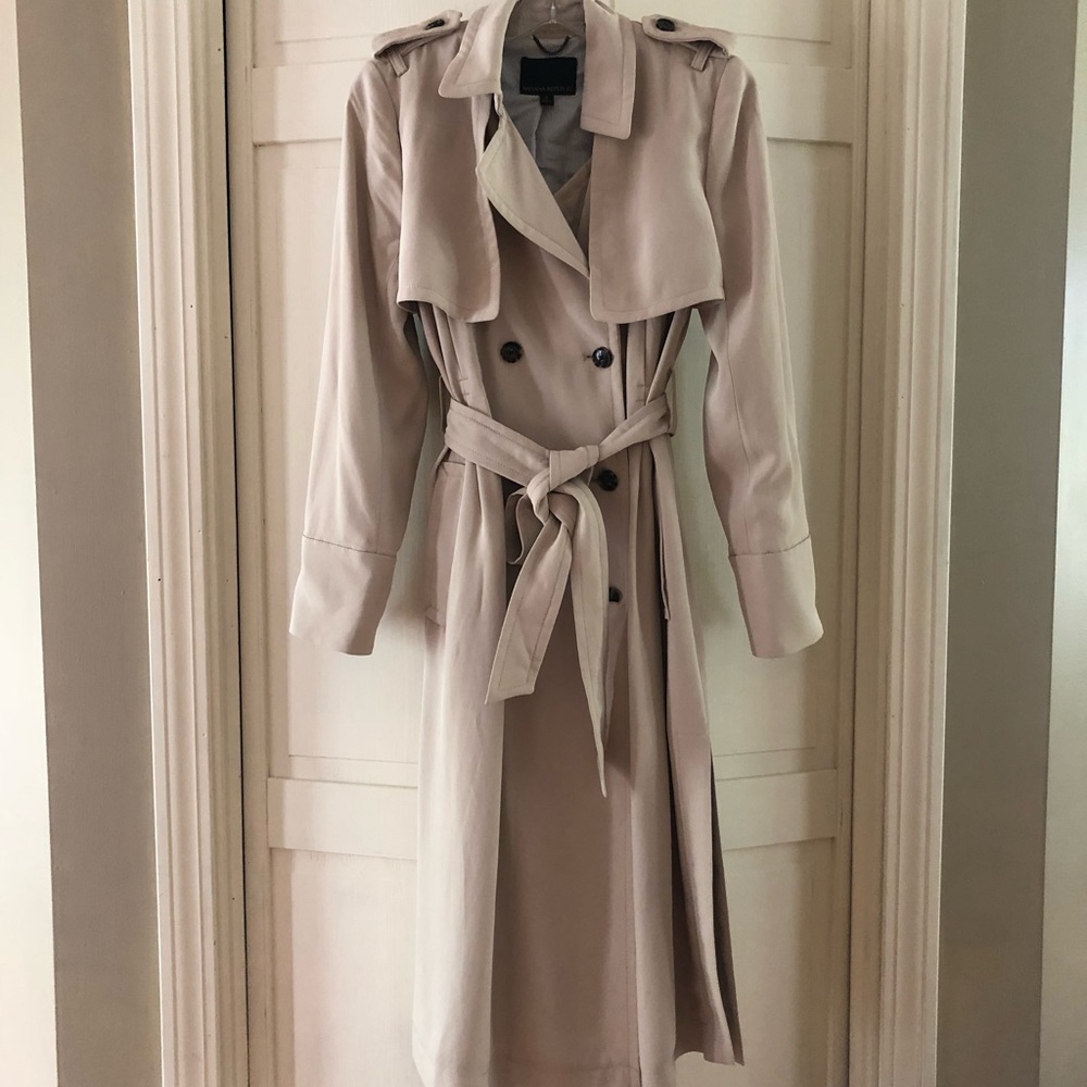 Banana Republic Beige Trench Coat